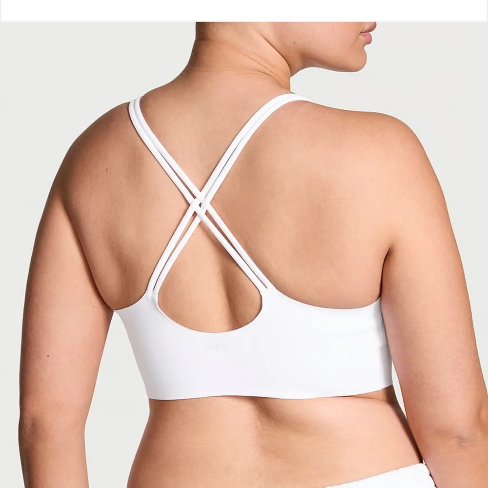 Victoria's Secret VSX NWOT Elevate™ Strappy-Comfort Sports Bra Size M-DD